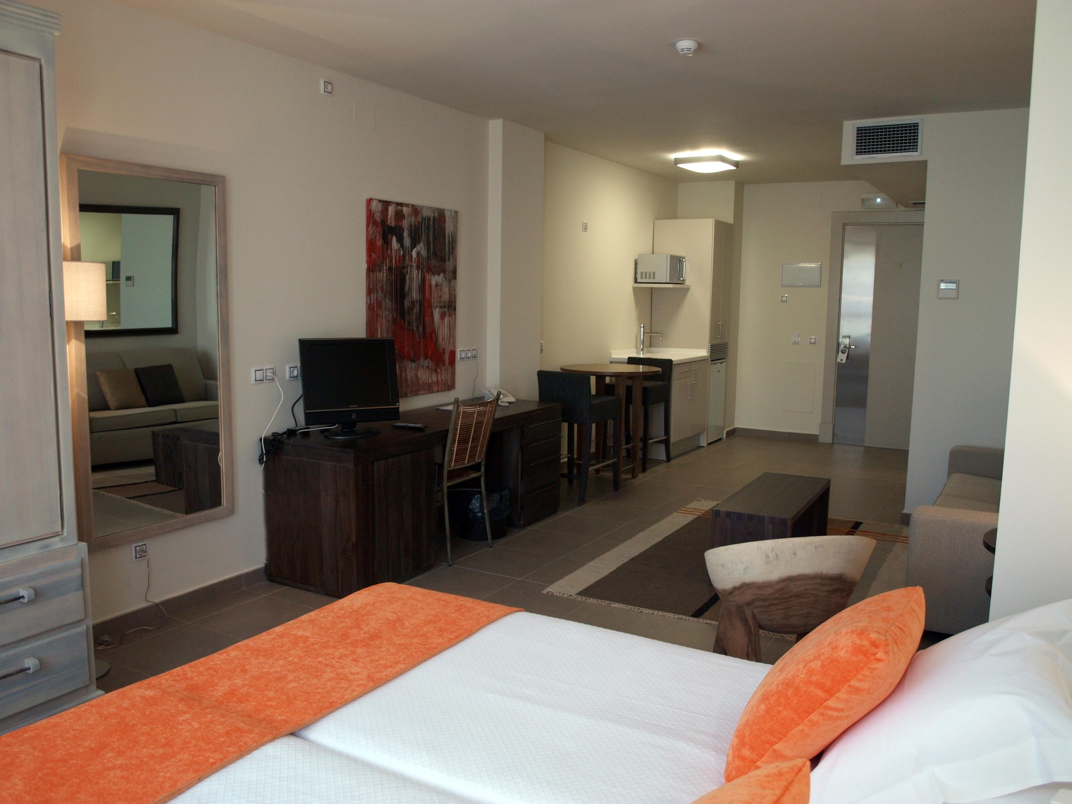 Eco Alcala Suites Madryt Zewnętrze zdjęcie