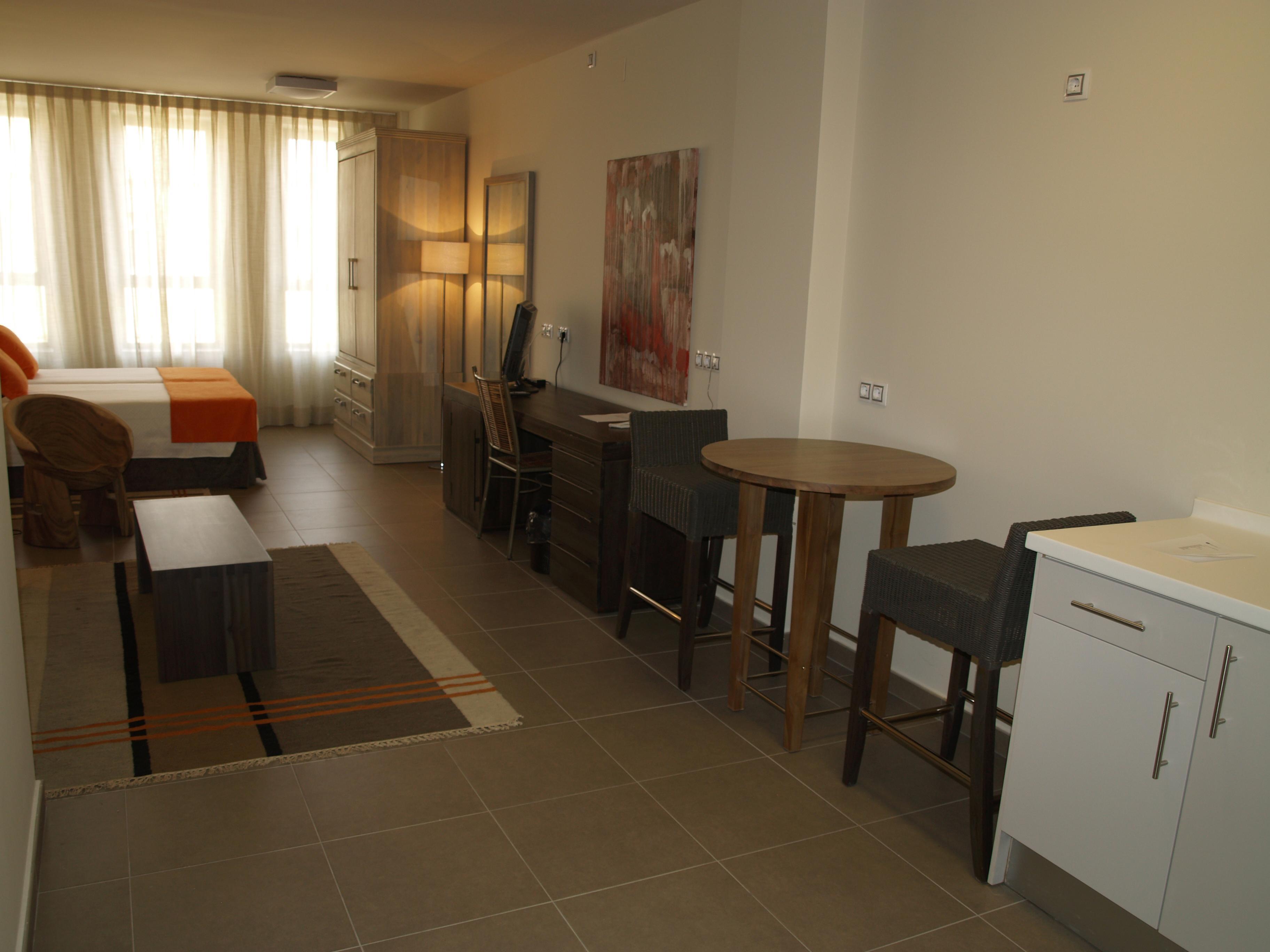 Eco Alcala Suites Madryt Zewnętrze zdjęcie