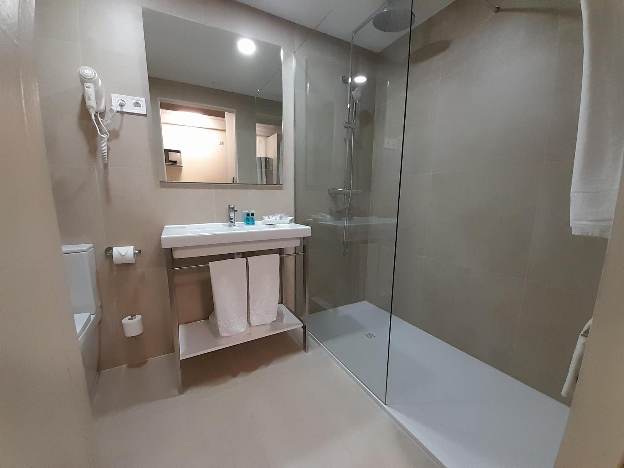 Eco Alcala Suites Madryt Zewnętrze zdjęcie