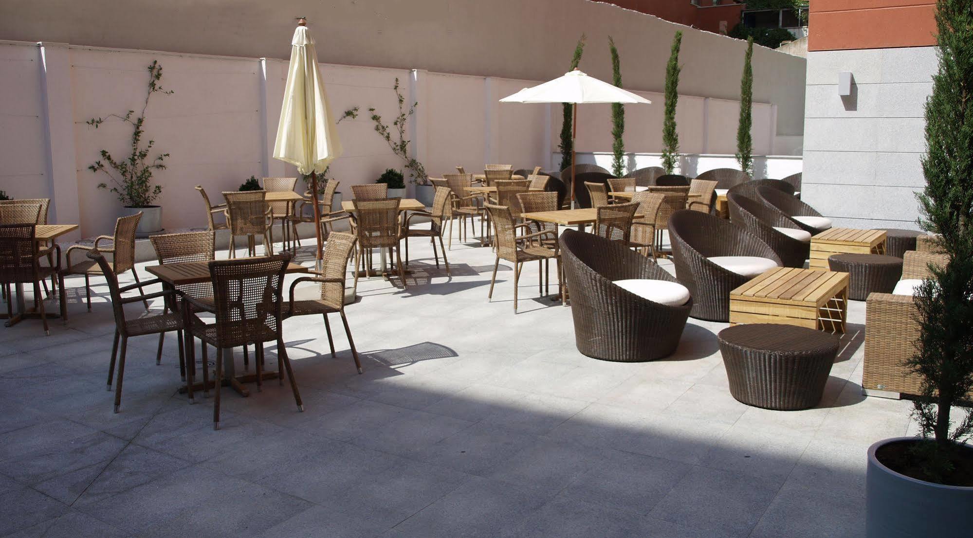 Eco Alcala Suites Madryt Restauracja zdjęcie